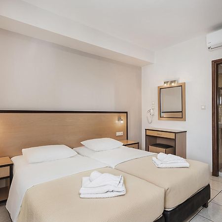 Theofilos City Hotel خانيا المظهر الخارجي الصورة