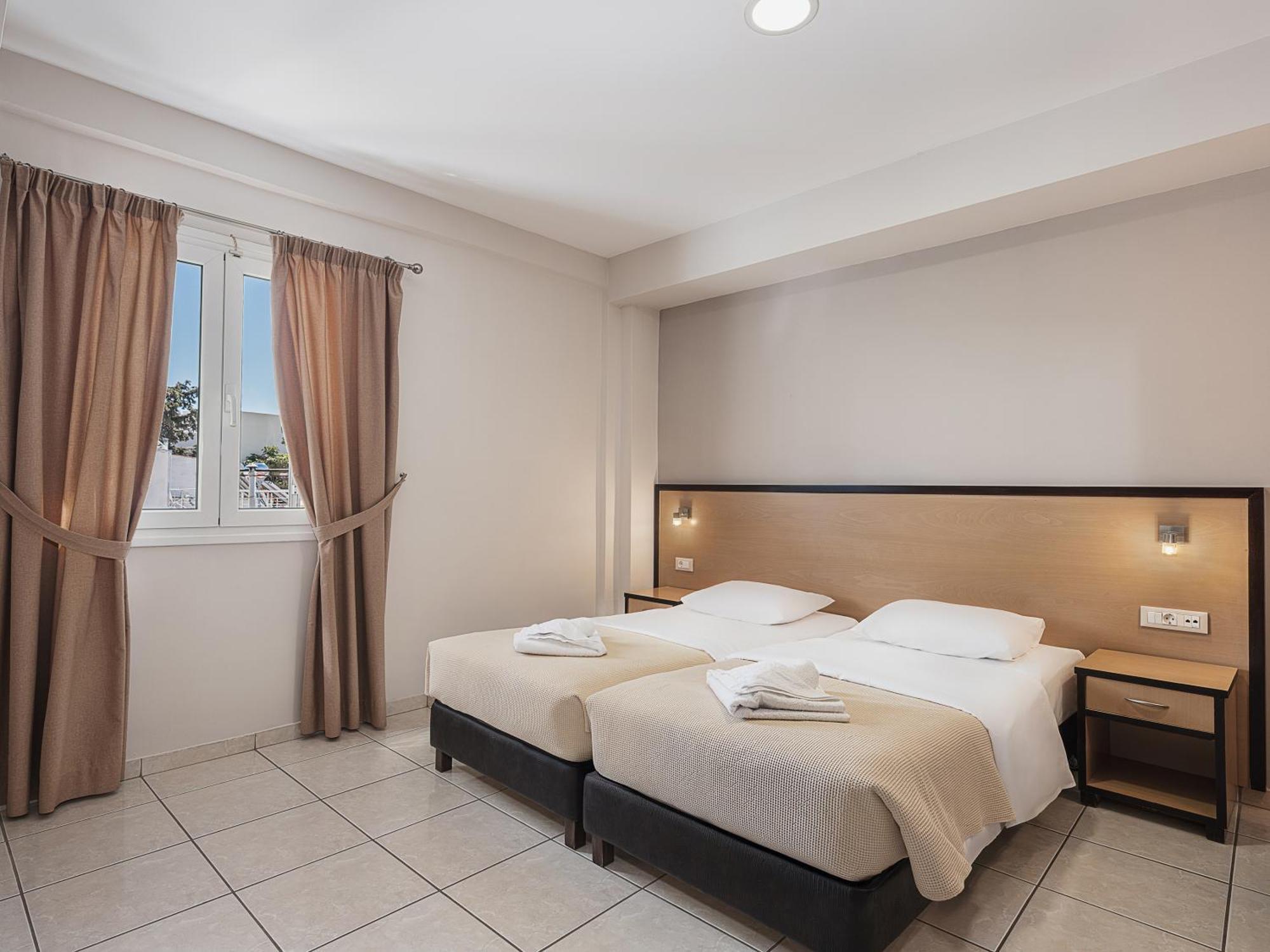 Theofilos City Hotel خانيا المظهر الخارجي الصورة