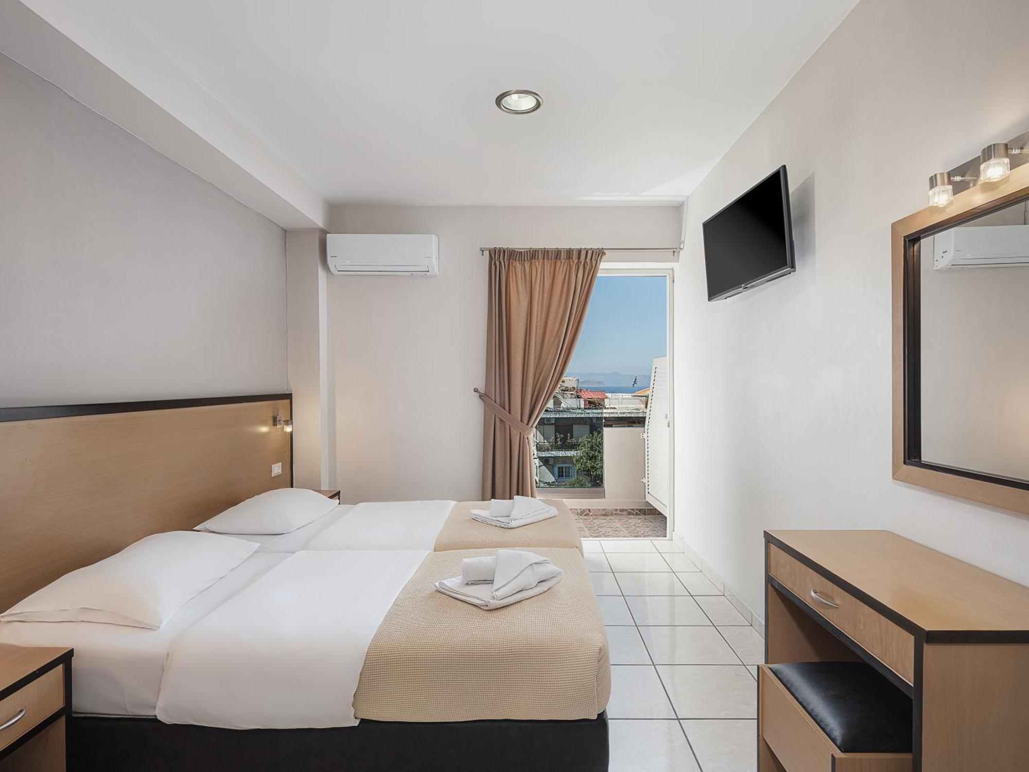 Theofilos City Hotel خانيا المظهر الخارجي الصورة